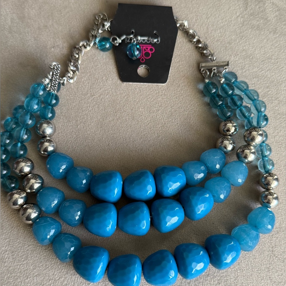 Paparazzi Turquoise and Silver Beaded Necklace